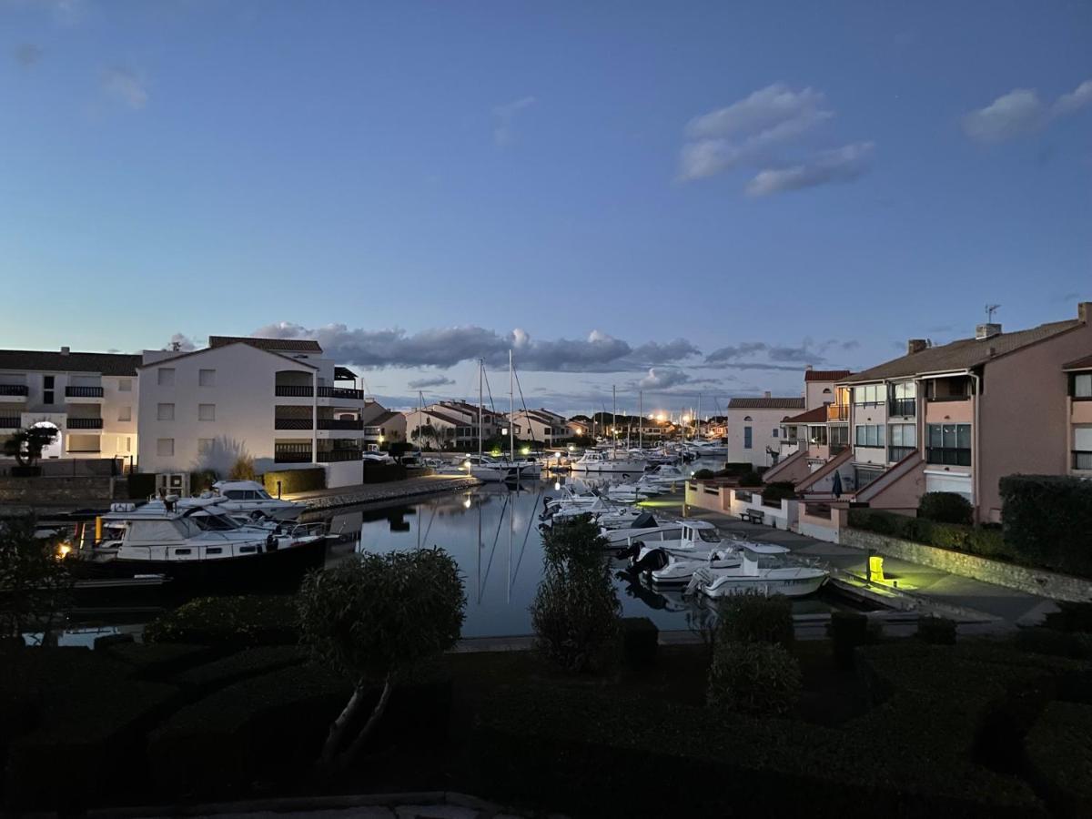 Hispaniola, Avec Vue Sur La Marina Et Parking Prive Сен-Киприен Екстериор снимка